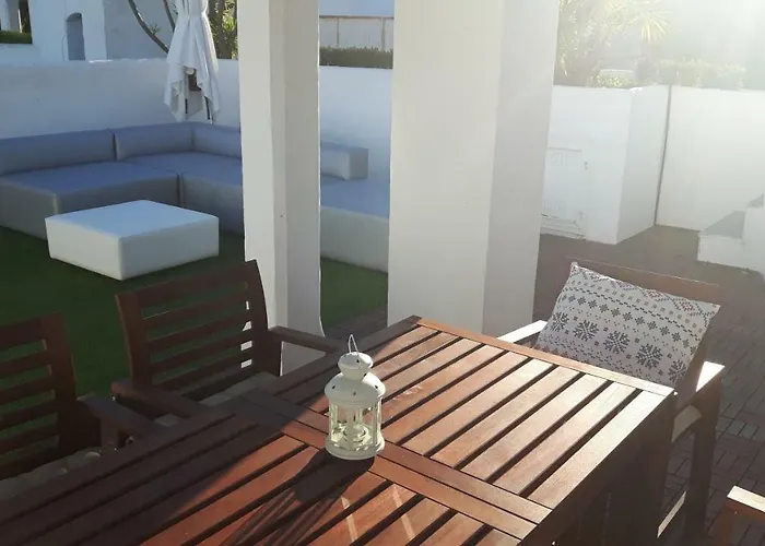 Golden Beach, Luxury Penthouse アパート *